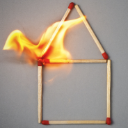 Richtiges Verhalten im Brandfall – Brand im Treppenhaus